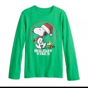 Peanuts Snoopy Holiday Vibes T-Shirt Boys M 10-12 (Or Unisex) BNWT SO 1 LEFT!